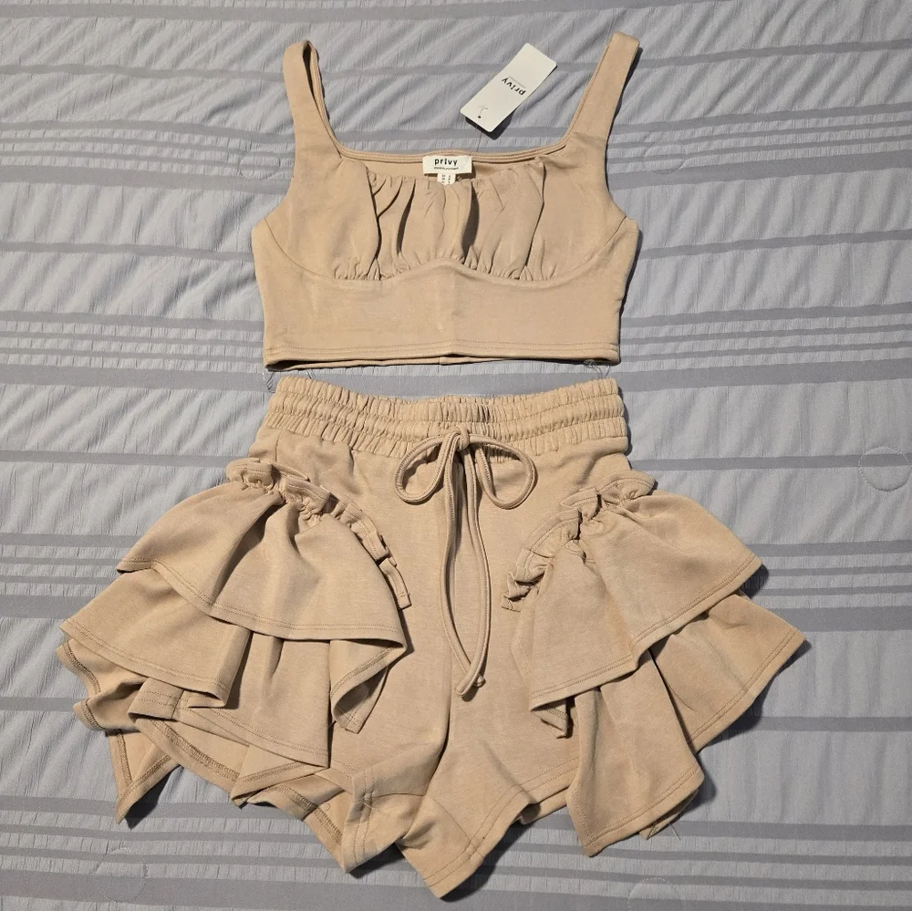 Bhabie Ruffle Set - Picture 3 of 3